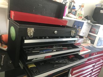 ClassicCratsman Tool Box Like New With Key!! Very Strong. . $100 Just The Tool Box.