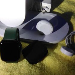 Apple Watch Series 7 41mm 