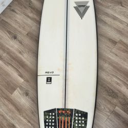 Tomo REVO Firewire board - 5.6 - 29.8L + FCS Quad fins