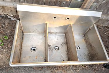 3 compartment stainless steel sink