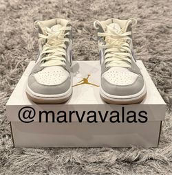 Jordan 1 Mid Wolf Grey. Mens 10.5 / Womens 12