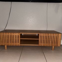 $40 TV stand 
