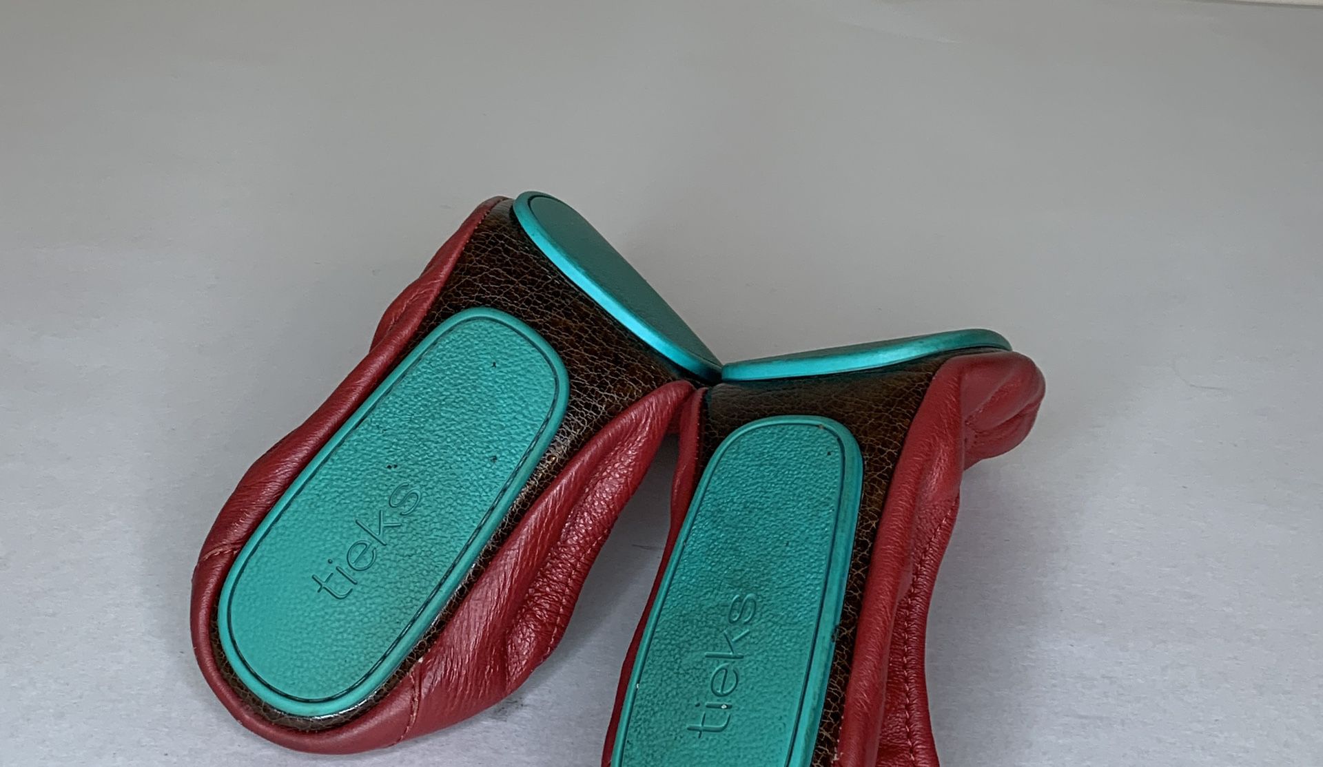 Tieks by Gavrieli Foldable Ballet Flats Size 8 in Cardinal Red Pre-Owned