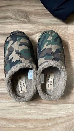 Deer Stags Slipperoo Camo Slippers