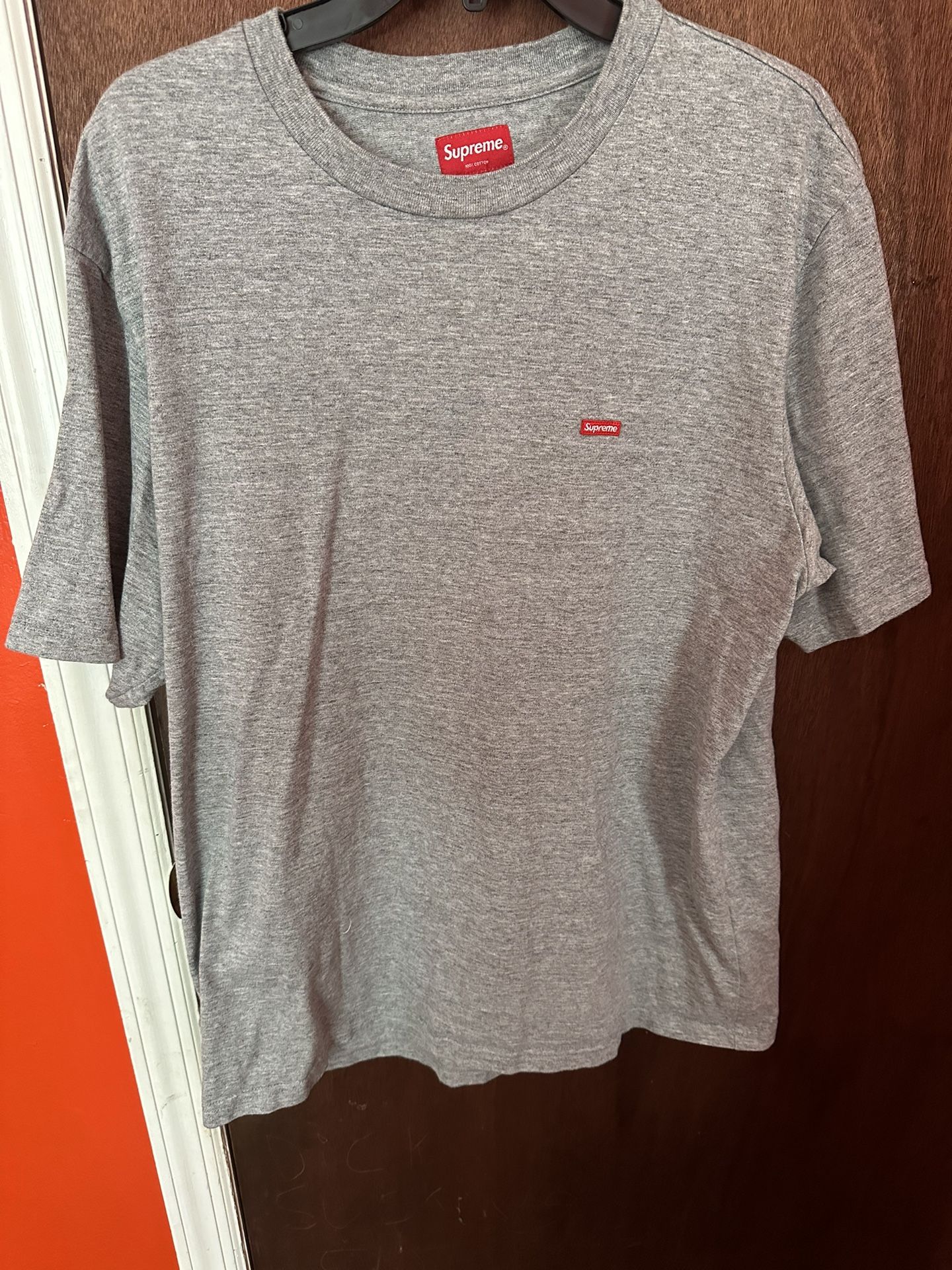 Supreme Small Box Logo