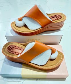 Women’s Sandals