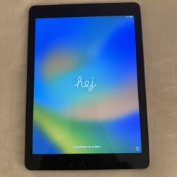 iPad 6th Gen 128 GB