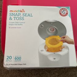 Munchkin Snap Seal & Toss 