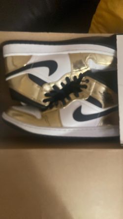 Air Jordan 1 Mid SE