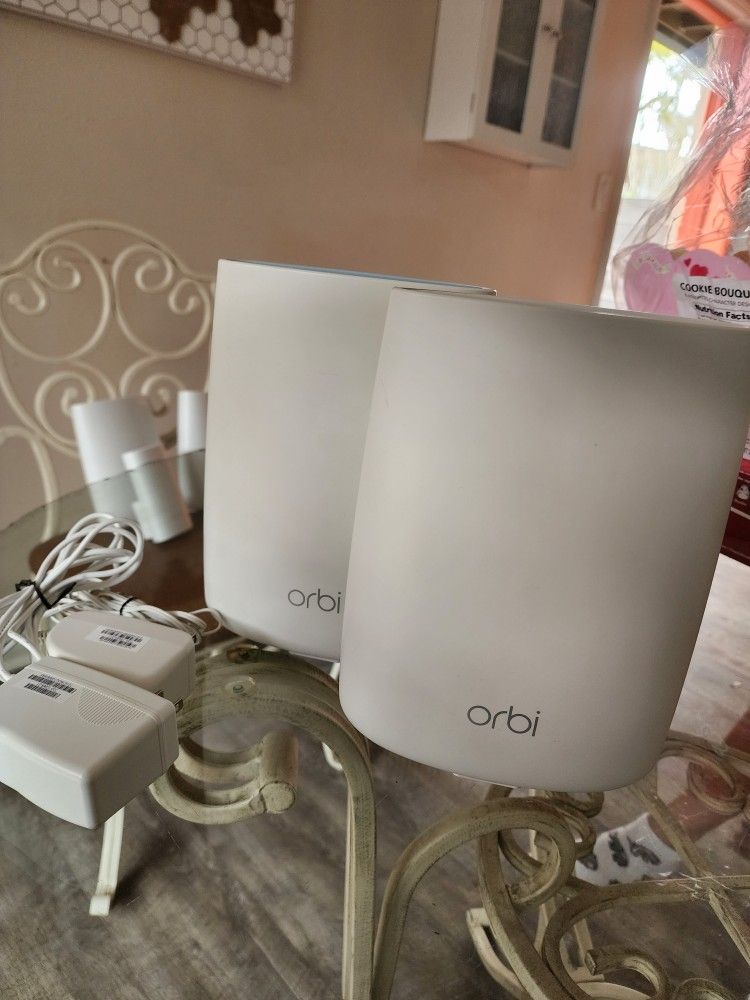 Orbi AC3000 Triband Mesh Network