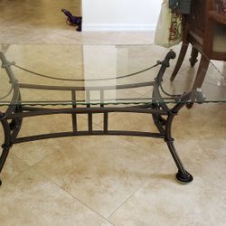SCALLOPED GLASS COFFEE TABLE 