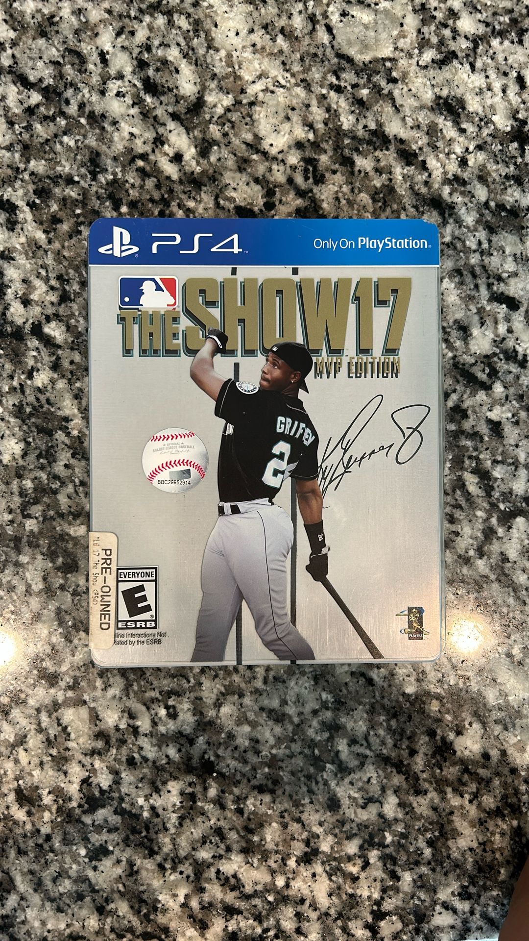 PS4 MLB The Show 17 MVP Edition Griffey