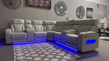 Brand New Living Room Couch set Power Reclining Sectional with lights cup holder