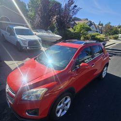 2015  Trax 4x4Low Miles Clean Title 
