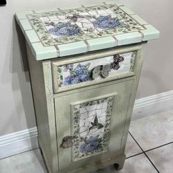 Vintage Cottage Cabinet 27.5”H