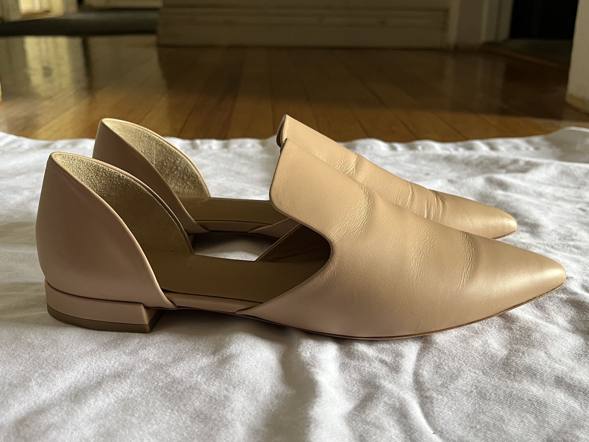 Vince store damris flats