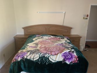 Queen Bedroom Oak Master Set 