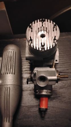K&B  nitro 40  vintage , not used ,and pipe