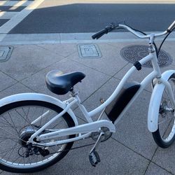 Phat E-Breez Cruiser