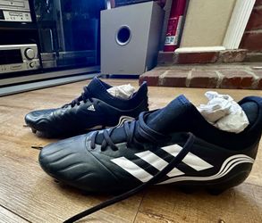 Adidas Firm Ground Cleats - Men’s 10