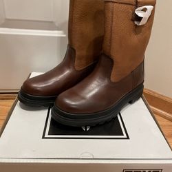 Frye Boots Size 9 