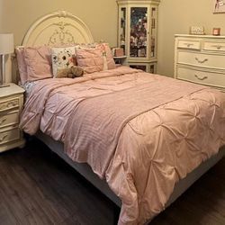 Bedroom Set 