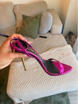 Tom ford padlock heels