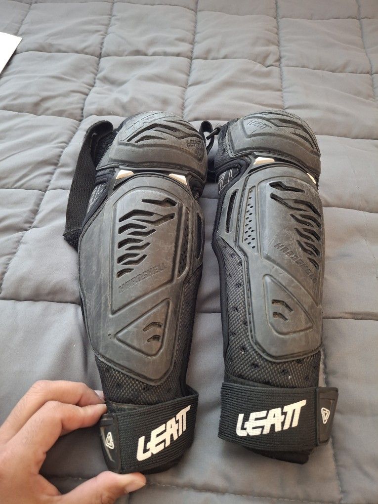 Leatt Youth Knee Pads 