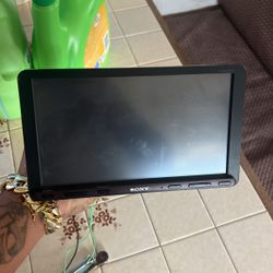 Sony CD, DVD, SIRUS Radio. 