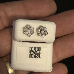 Real Diamond Earrings 0.14ct On 14k Gold 