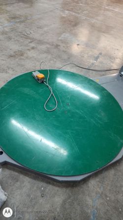 PALLET WRAPPING MACHINE
