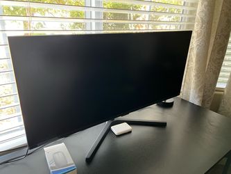 Samsung 34” Ultrawide Monitor QHD 100 hz HDR10 3440x1440