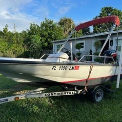 2001 Boston whaler Sport 13