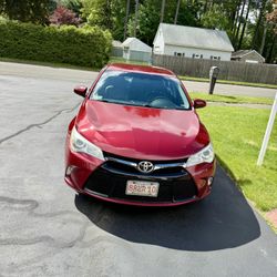 2016 Toyota Camry Le Sedan