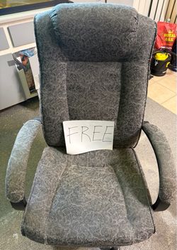 Desk chair