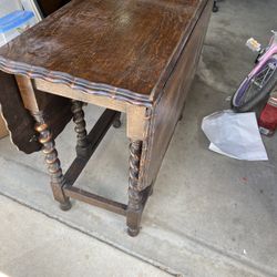 Oak Antique Pie Crust Edge English Drop Leaf Edge Table