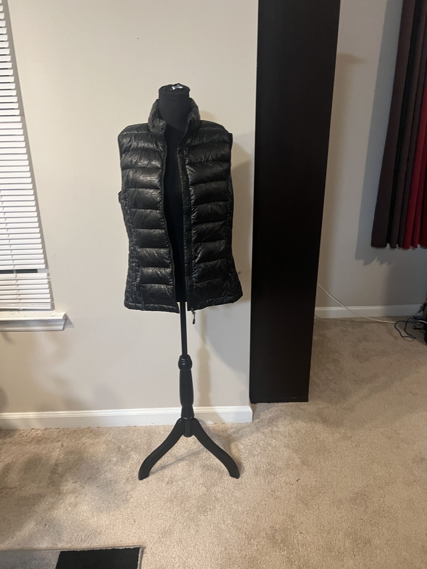 Puffy Black vest