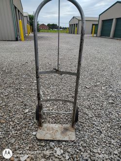 Milwaukee hand truck