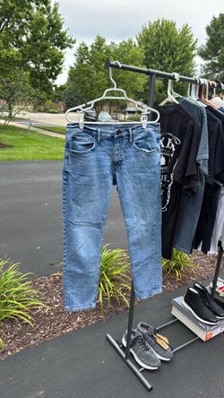 MUTUAL WEAVE MEN’S JEANS
