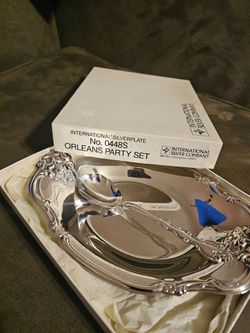 International Silver Company platter and spoon set
