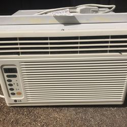 Air Conditioner. LG