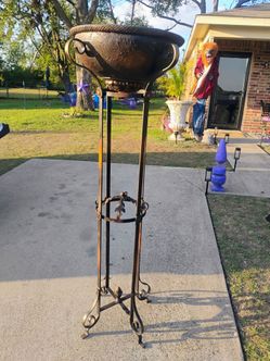 Unique Planter on Iron Stand 5' 11"