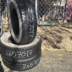 3 //// 265/70/17 Michelin 60% Vida Dot2322