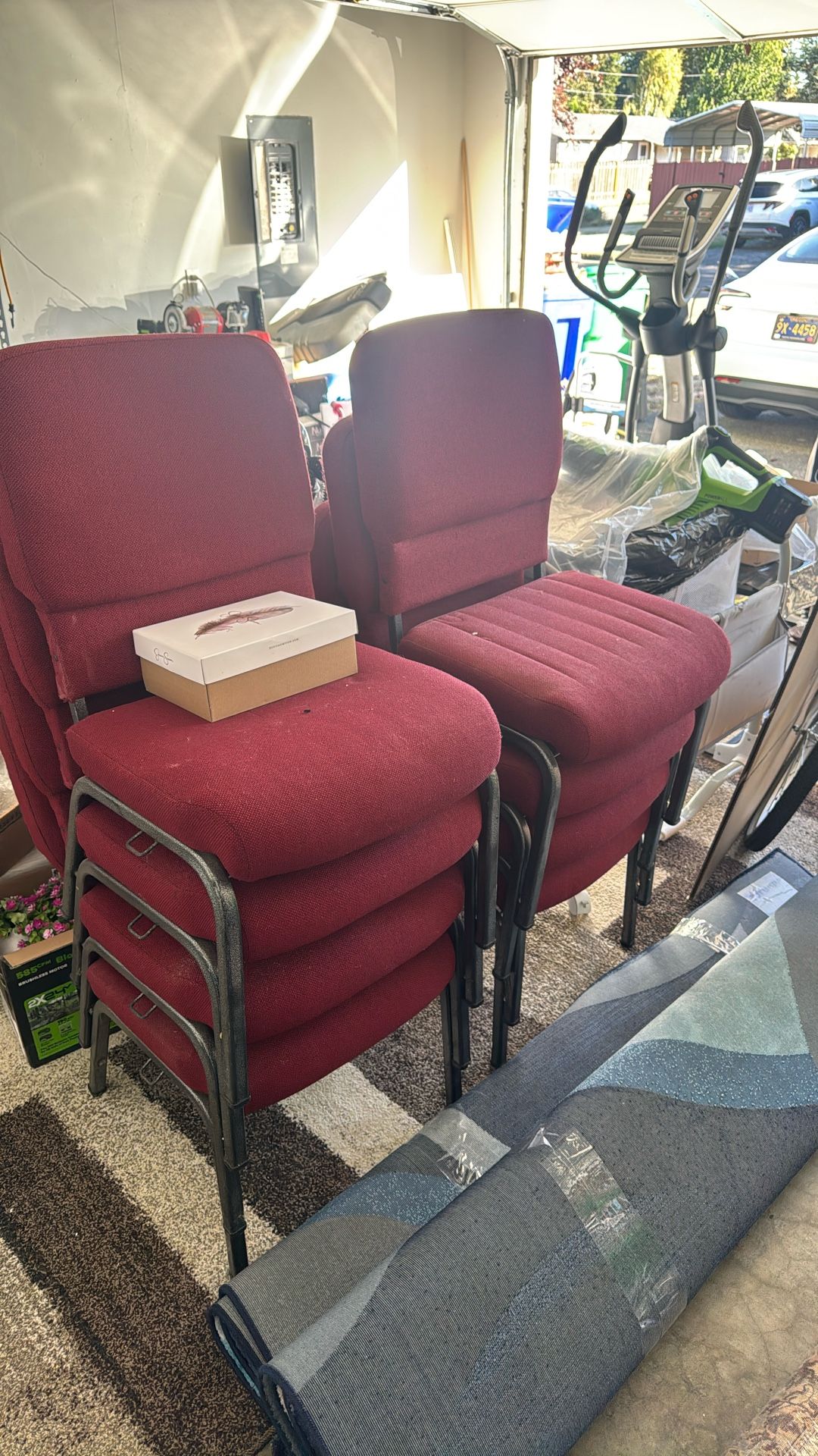 8 Chairs