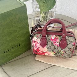 Pre Owned Gucci Supreme Floral Boston Bag