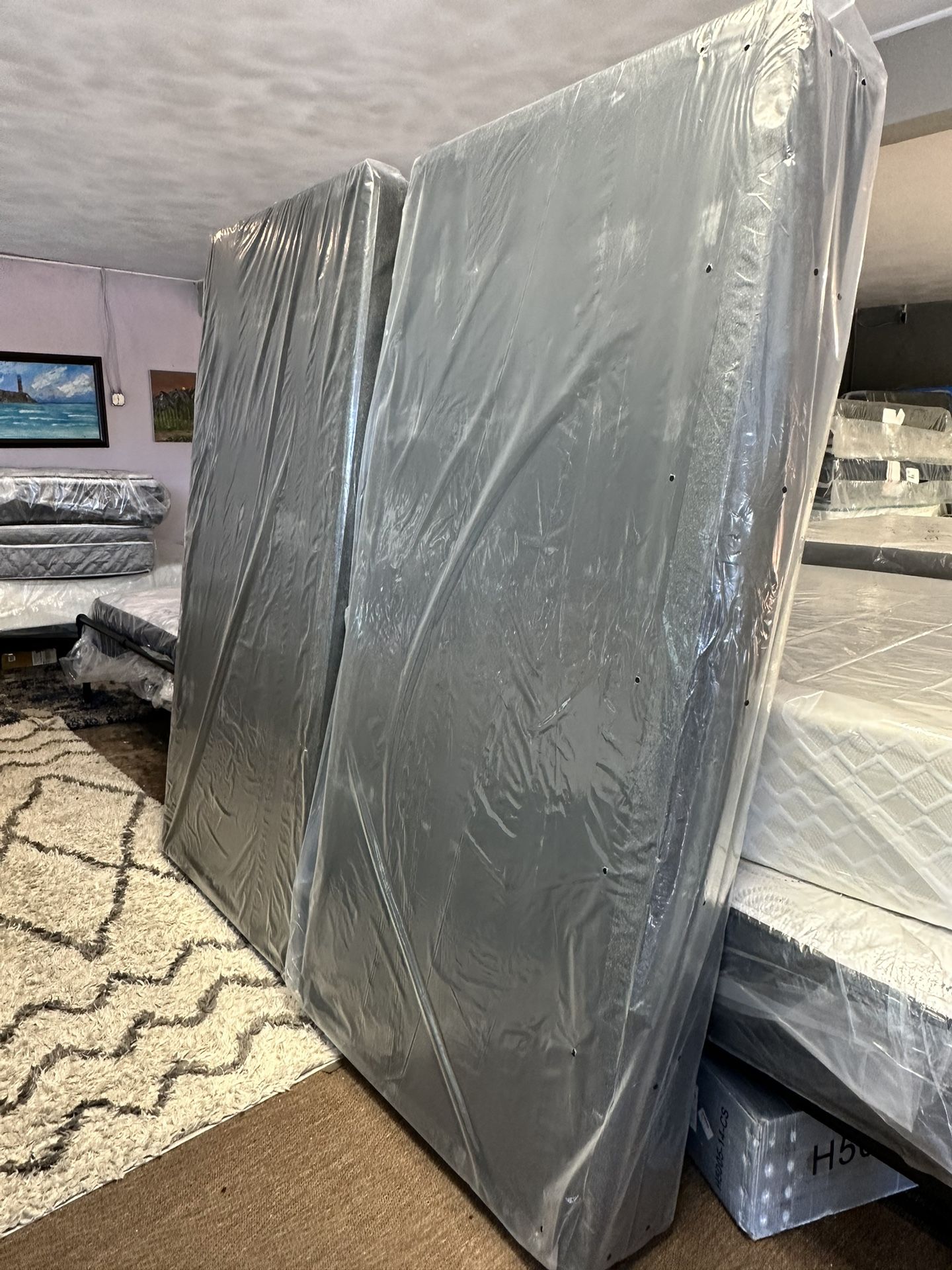 8” New King Boxspring 💥bring Home Any New Mattress For $39💥