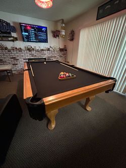 Solid Wood 8ft Pool table