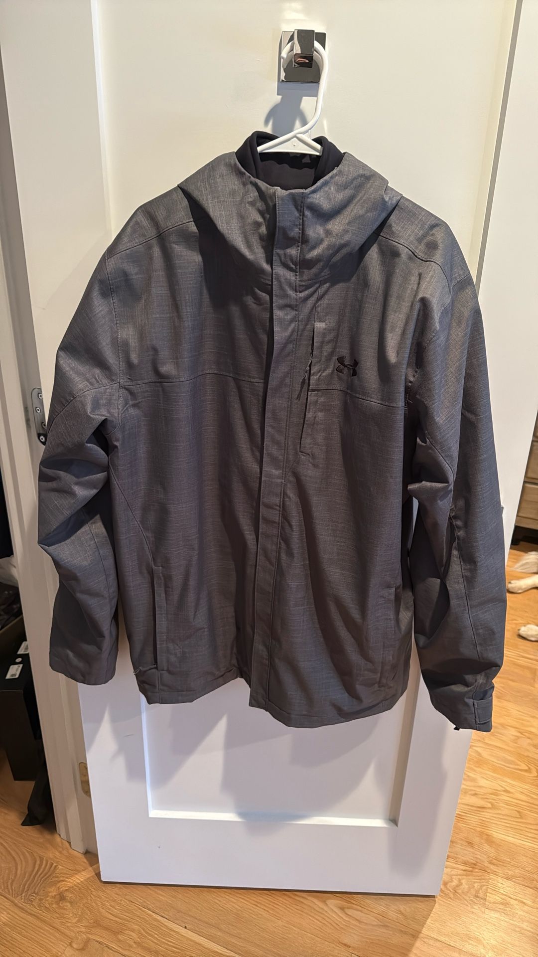 Underarmour Men’s Jacket Size XL