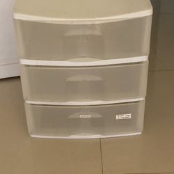 Storage Drawers Plastic Set For $60