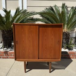 mid century cabinet 